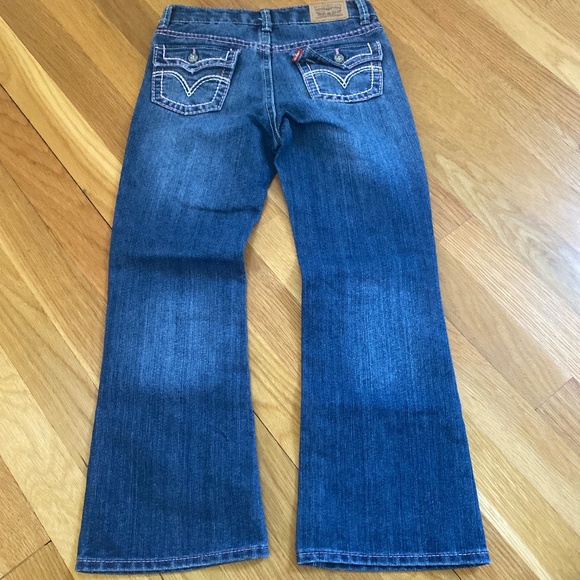 Levi’s girls boot cut jean with pink stitching - Picture 6 of 9